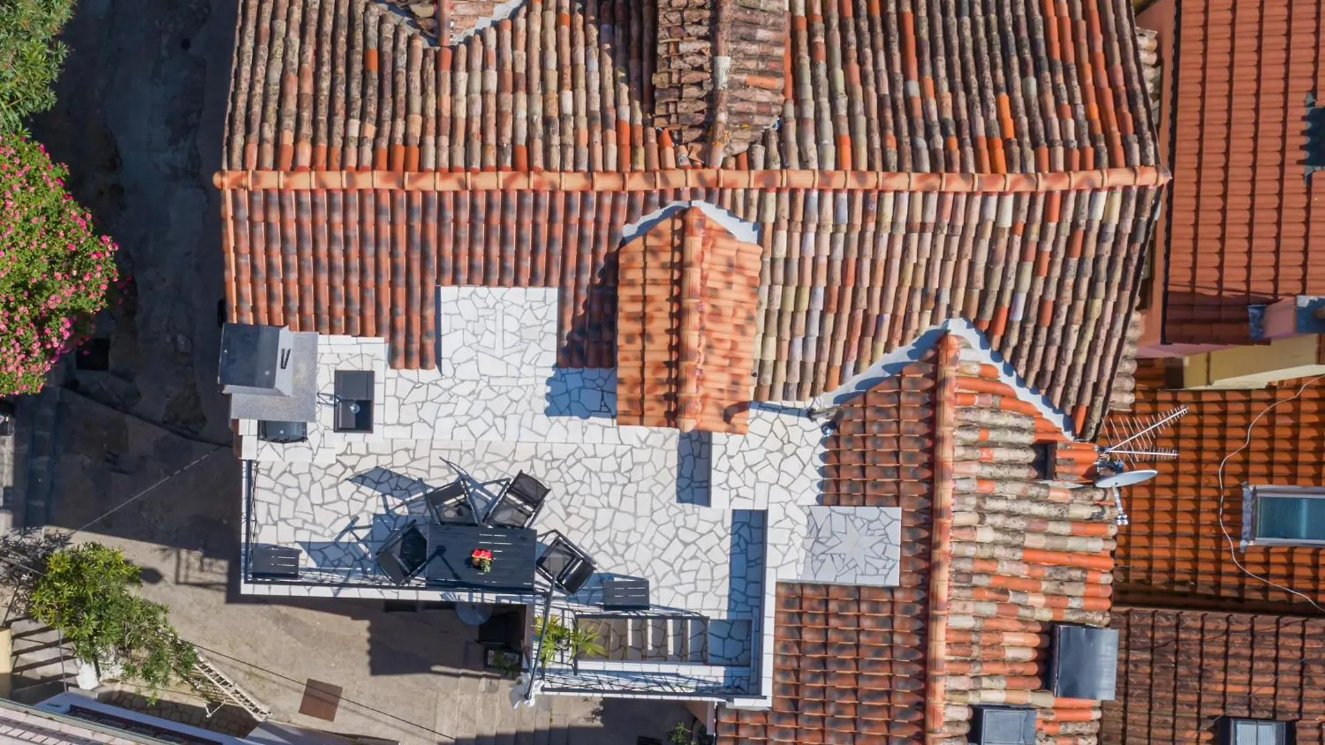 Villa Volos With Roof Terrace, Sea View, Free Private Parking 오파티아